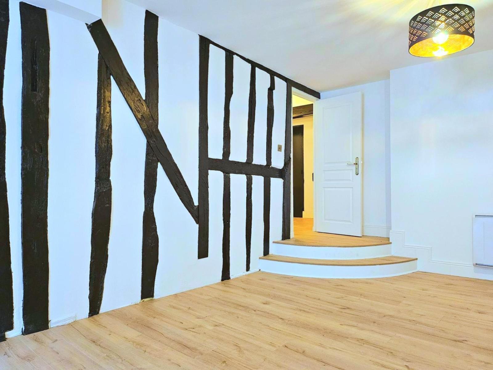 La Dame Blanche - Appartement Hypercentre Historique Bourges Eksteriør billede