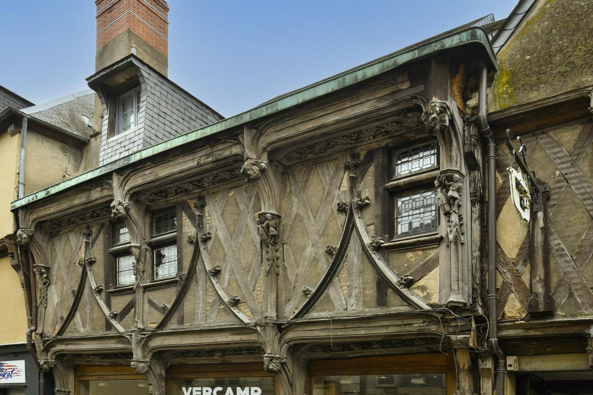 La Dame Blanche - Appartement Hypercentre Historique Bourges Eksteriør billede
